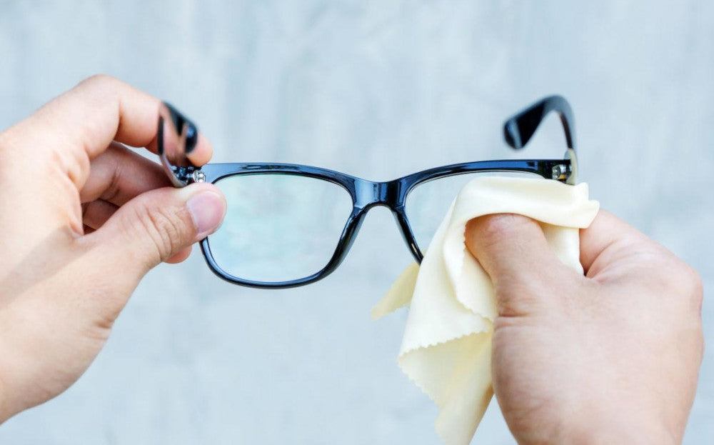 How to Clean Glasses Cloth - The Best Way to Wash Microfiber Eyeglass  Cleaning Cloths 